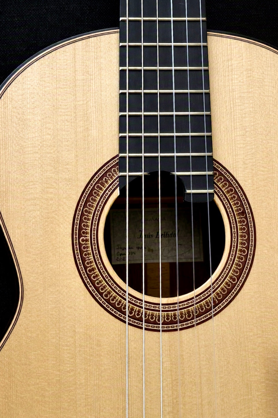Jesus Bellido Model Alma Aurea Concert Classical Guitar